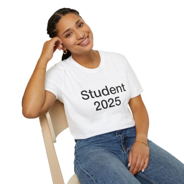 Student 2025 T-shirt – Perfekt gave til årets studenter | Fejr huen med stil 🎓 - Billede 19