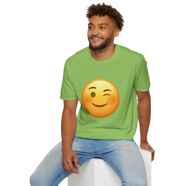 Wink Emoji T-shirt – Sjov og flabet emoji T-shirt | Humor, flirt og attitude - Billede 20