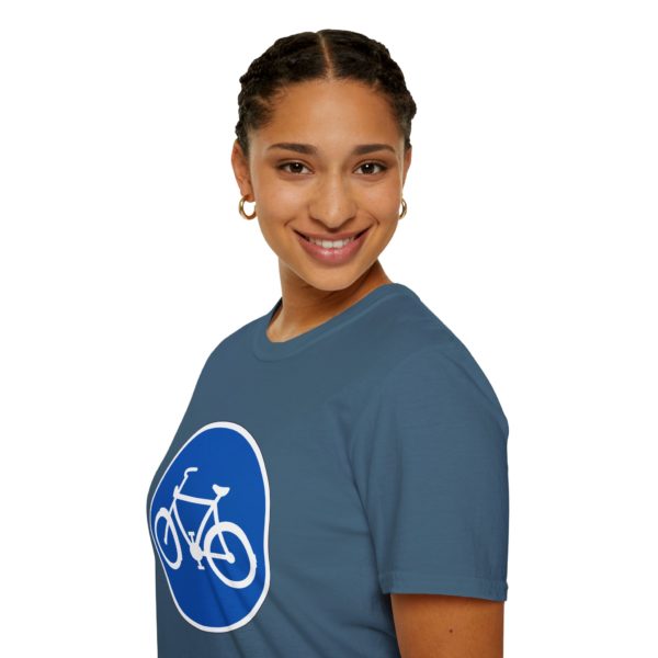 Cykel T-shirt – T-shirt med cykelsymbol | Perfekt til cyklister og byelskere - Billede 15