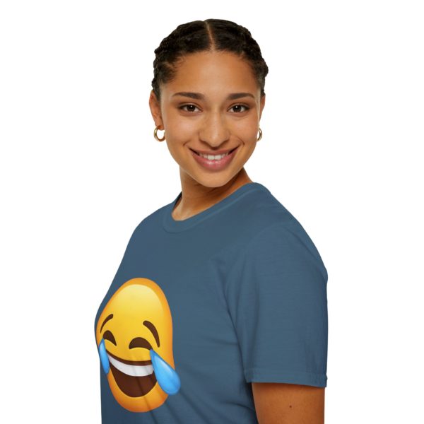 Face with Tears of Joy T-shirt – Sjov emoji T-shirt | Humor, good vibes og grin - Billede 11